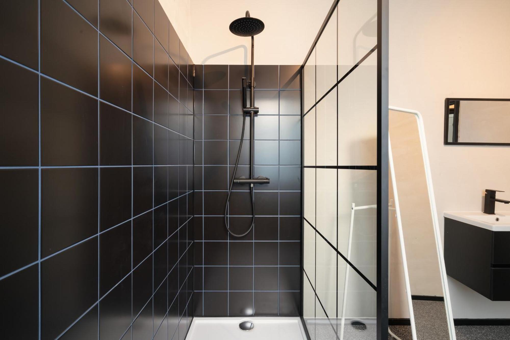 Antwerp City Center Two-Bedroom Apartments 외부 사진